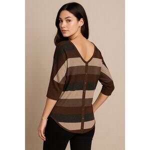 Express Women’s Medium Metallic Stripe Knit Top Scoop Neck Button Back Glitter‎